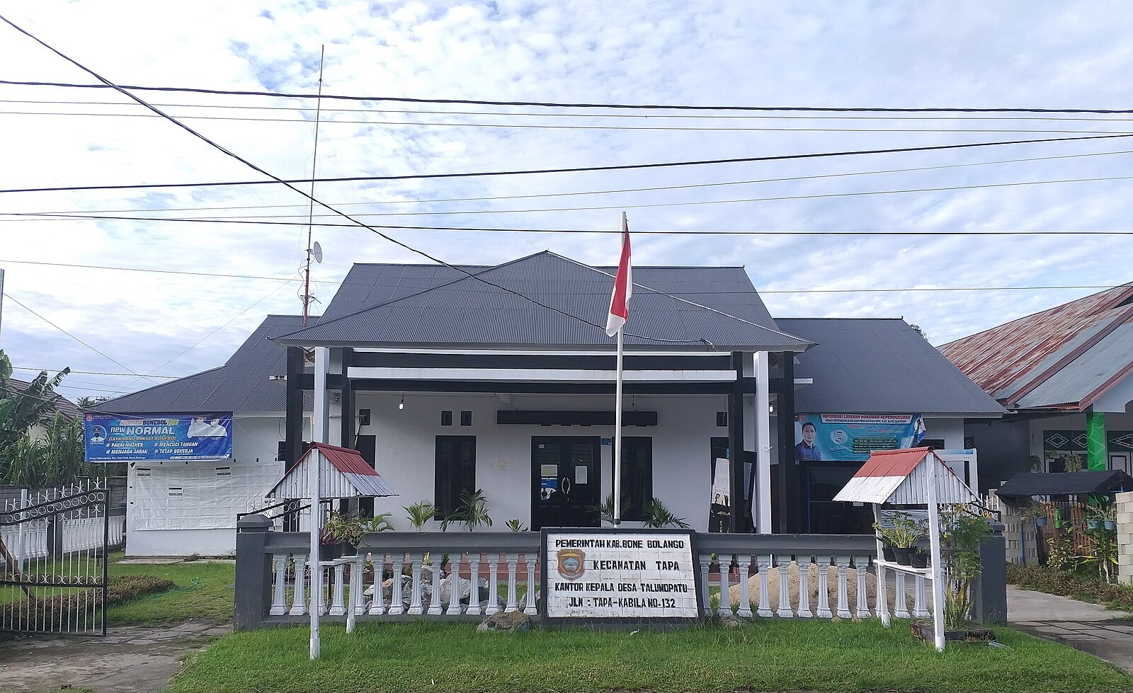 Pemandangan Desa Talumopatu